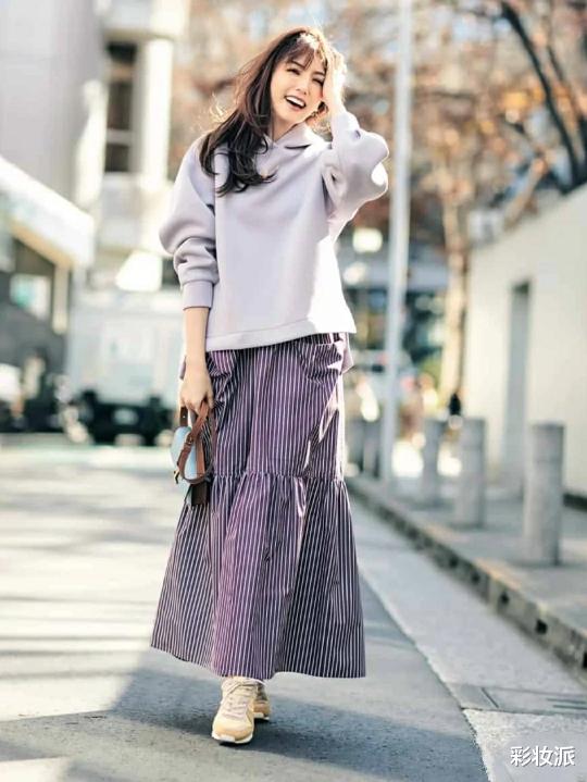 彩妆派|活泼减龄的少女型穿搭，这些技巧值得学习，轻松凸显气质