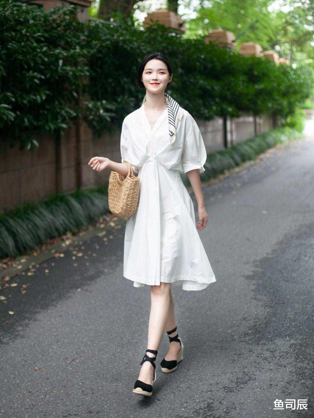 鱼司辰|谁说小个子不能穿长裙子?把握这些细节显高显瘦,还能提升气质感