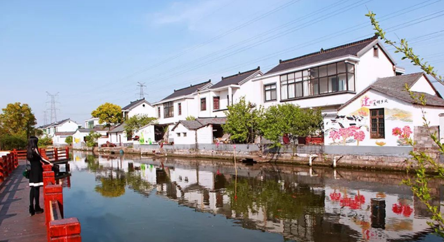 阿里巴巴|阿里捐出一个美团助力共同富裕？1000亿捐款带私心：花小钱办大事