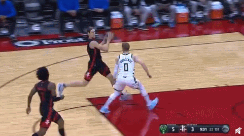 詹姆斯·哈登|年仅20岁就砍下50分的小哈登,究竟是何方神圣?