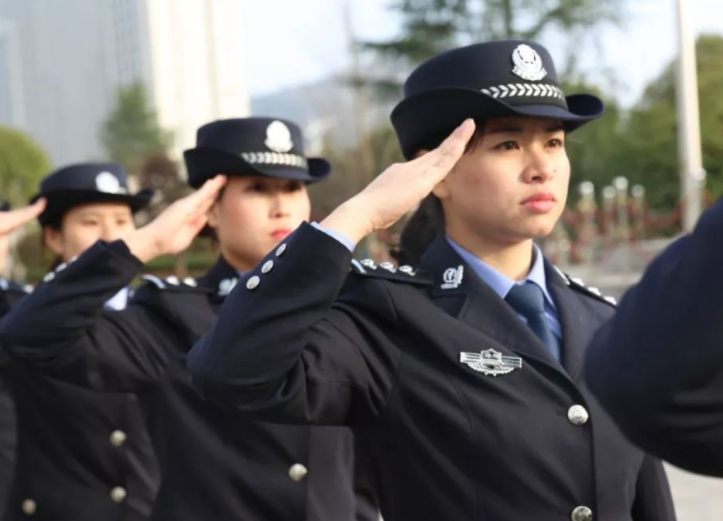 警察|学生想当警察，并不是只有警校一条道路，还可以走这几种途径