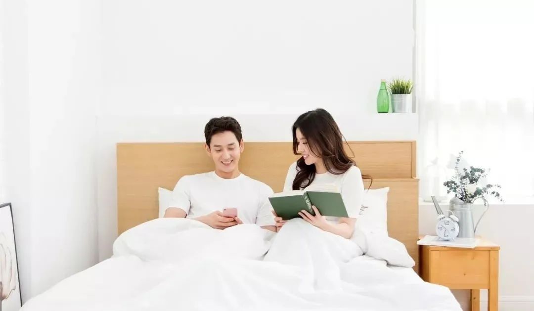 卧室|“夫妻房”有这些东西，破财引灾，家财漏光，可不是开玩笑的！