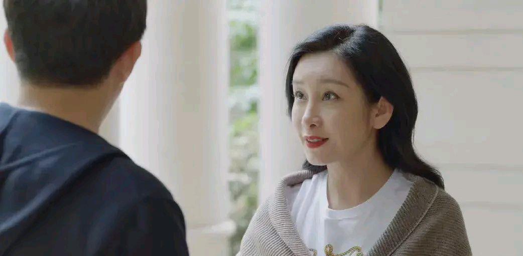 谢霆锋|谢霆锋艾特杨超越？秦海璐适合演吃瓜脸？吴宗宪又语出惊人了？