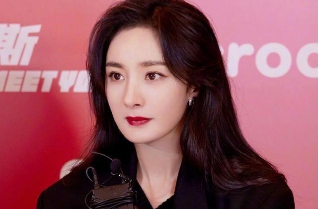 李湘|我被杨幂的颜值巅峰时期，给狠狠惊艳到了！