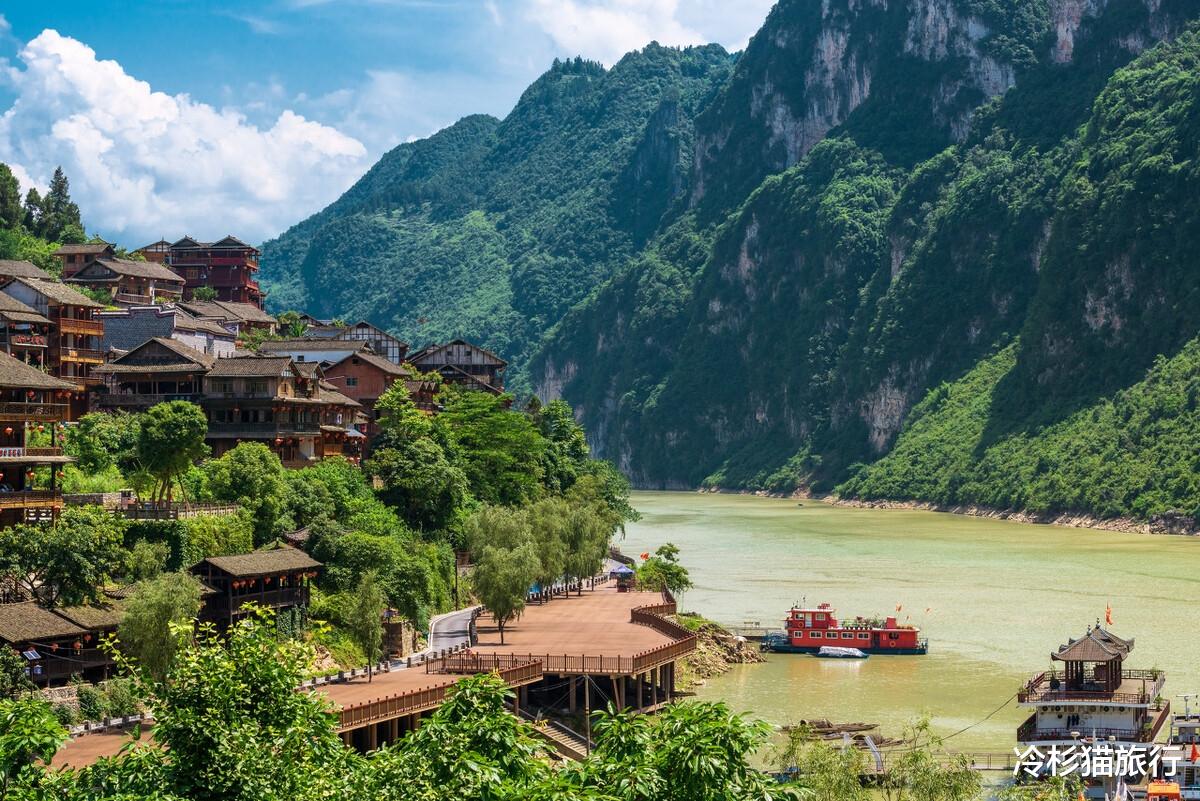 宜宾 五一自驾去哪好？我推荐这2条超小众自驾线路，带你一路看山看水