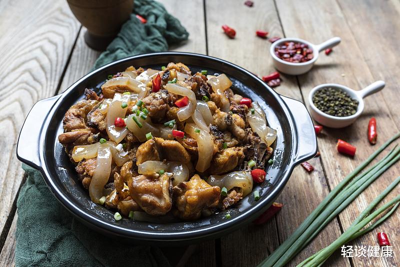 轻谈健康|吃鸡屁股到底有没有营养?哪些食物还不能随便吃?听听医生怎么说