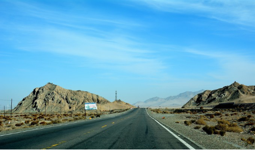 磨西古镇 西藏“无人区”越野时，为何夜晚不能睡在车里？看完长见识