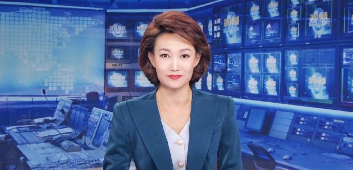 方脸妹说时尚|央视主持李梓萌罕见上综艺，174同框小撒似巨人，穿1千洋货太高级