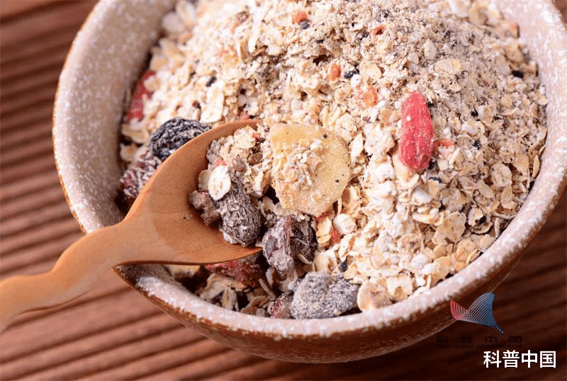 蛋白质|早上只喝水不吃饭,会有什么危害?答案是…