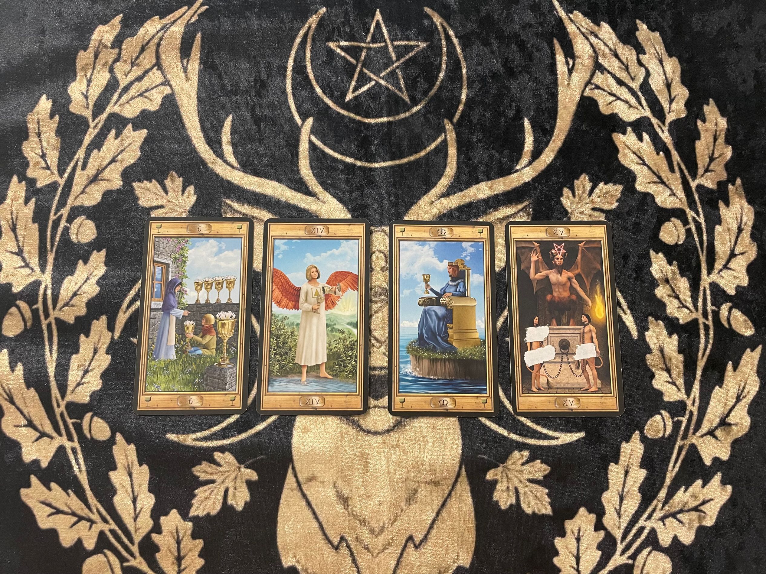 简恩塔罗|简恩塔罗:双子座8月感情全方面解读,宿世因果姻缘注定纠缠