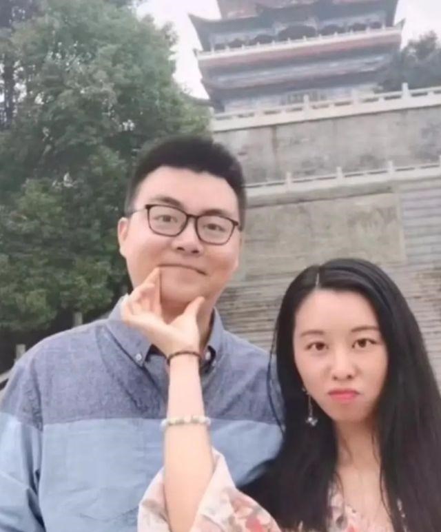 阳光语言矫正说|田静弟弟深夜更新动态，祈祷918庭审一切顺利，网友称他任务艰巨