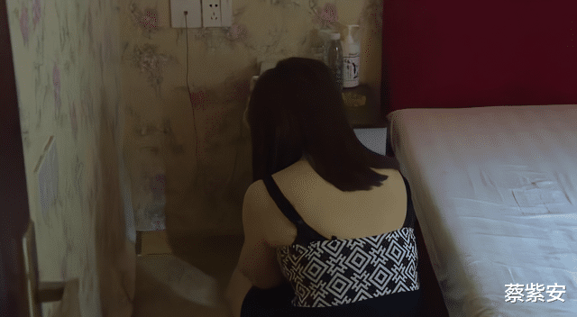 福建一男子剪破女友安全裤,欲强行与其发生关系