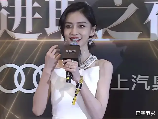 刘敏涛|时尚盛典，时尚在哪？娄艺潇吓人，刘敏涛乱穿，杨颖熟女风压全场