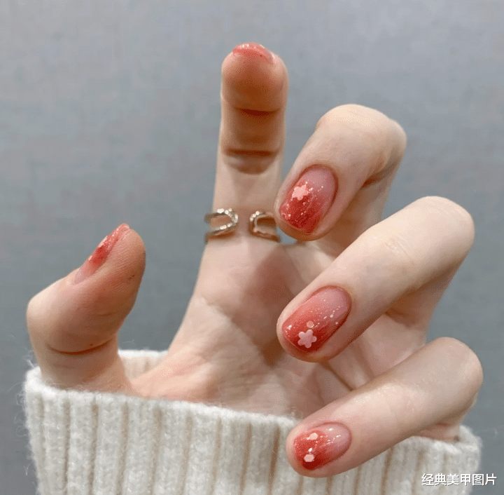 美甲|气质百变的晕染美甲，可盐可甜，做过的集美们都说好