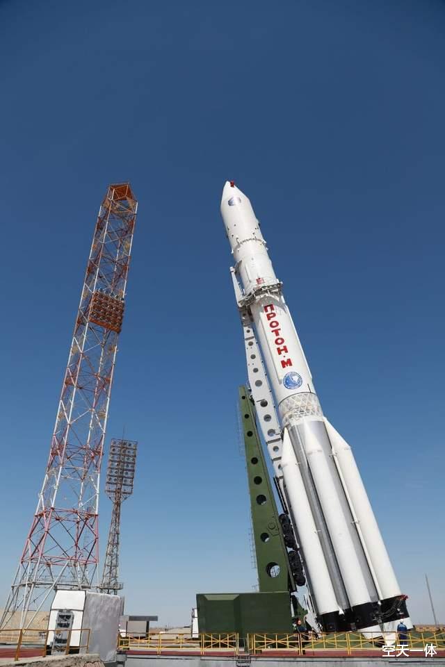 科学号 国际空间站不会提前退役，俄罗斯新核心舱发射了，也有爬行机械臂