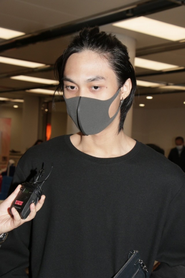 吴孟达|吴孟达爱子吴韦仑首次受访，曝光父亲最后遗愿：好好照顾妈妈