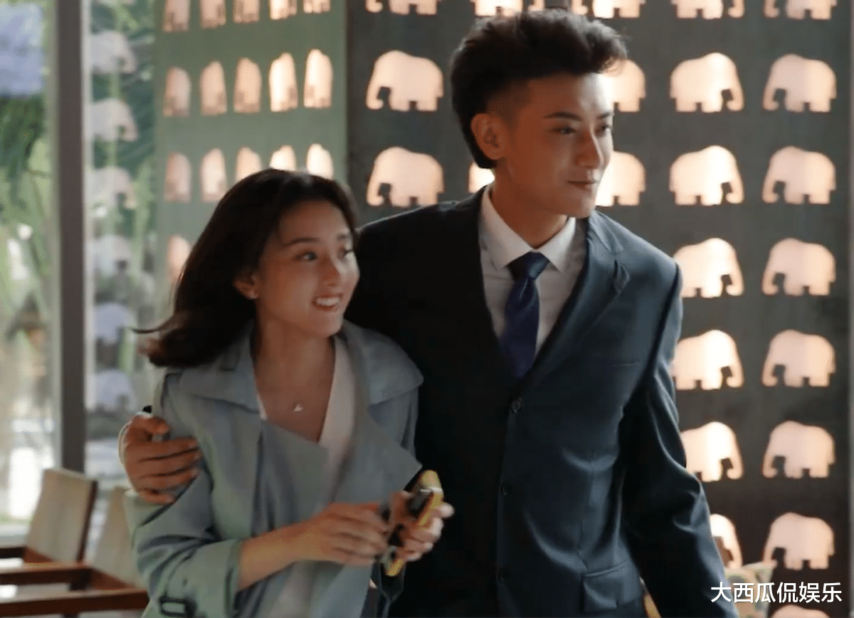 甜宠剧|新一部甜宠剧来袭，可人才女爱上毒舌霸总，看到CP照：熬夜也得追