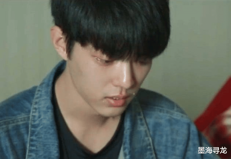 肖战|肖战晒手绘图悼念外公，落款日期令人泪目，好友曾为此怒怼网友