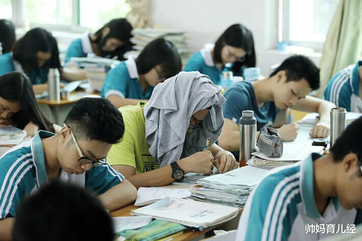 帅妈育儿经|太可惜!河北考生600分去了一所“民办大学”,网友都看不下去了