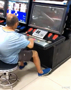 小叶娱记 据说懂这个的人都已经老了！而我曾见过证过它最辉煌的时刻！