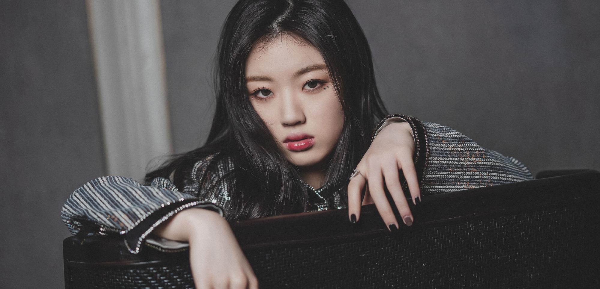 女孩|她的长相不比歌声更撩人？