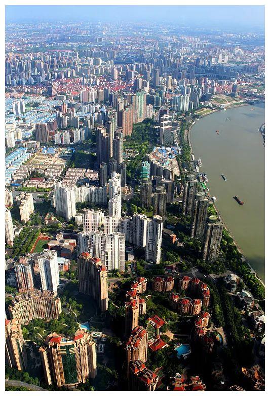 阳台|2021年，是“尽快买房”还是再等等？国家“13”字表态