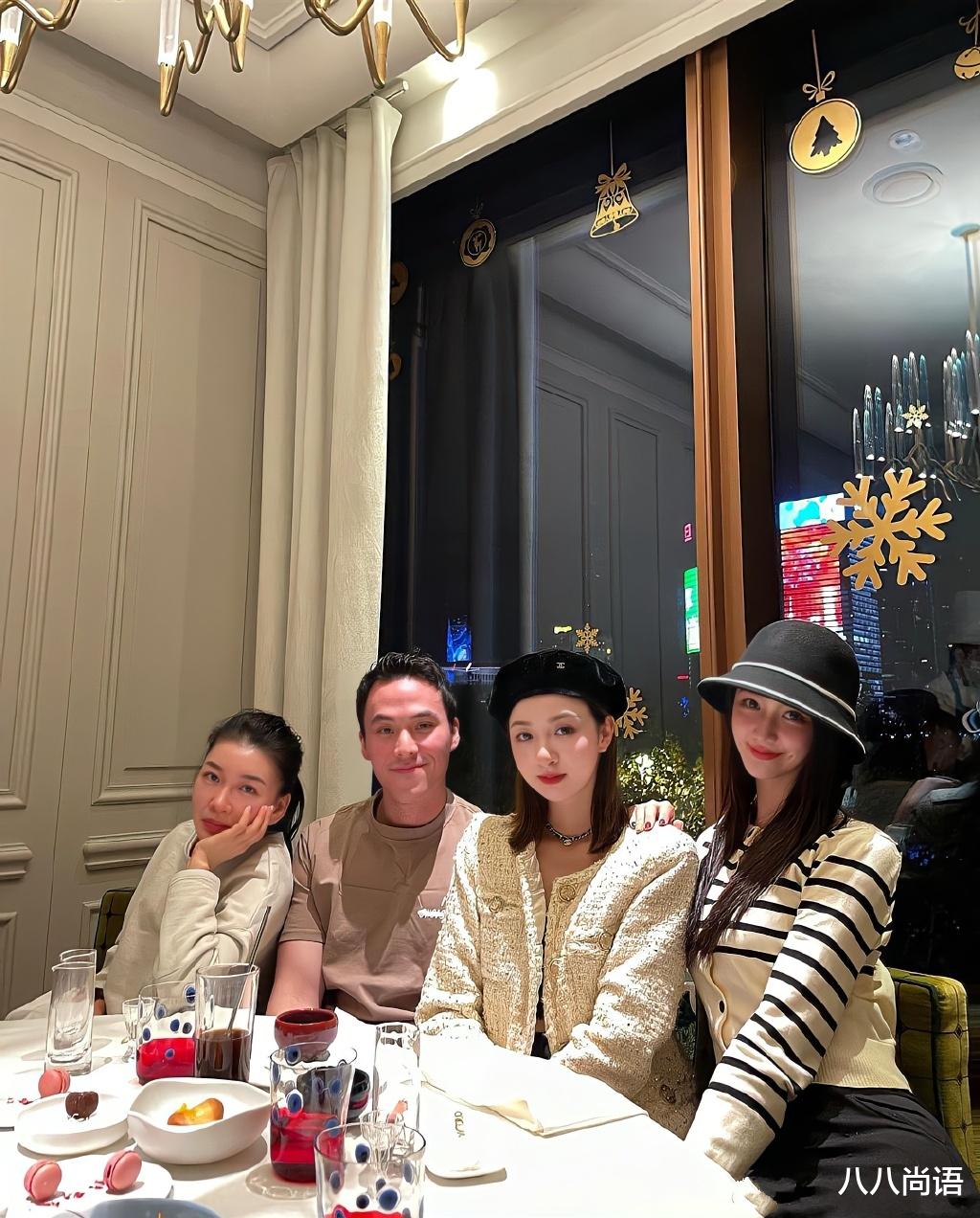 何猷启|何猷启与三位美女就餐聚会,定位还是上海,疑似去看望自己的孩子