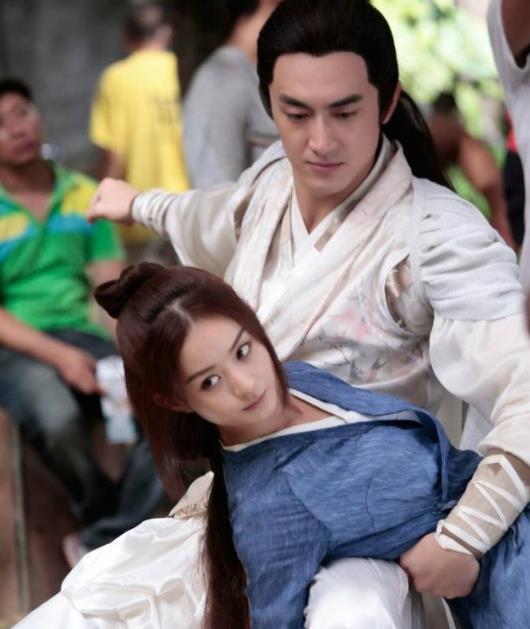 杨幂|网传《楚乔传2》开拍，赵丽颖林更新强势回归，4大主演只缺席一位