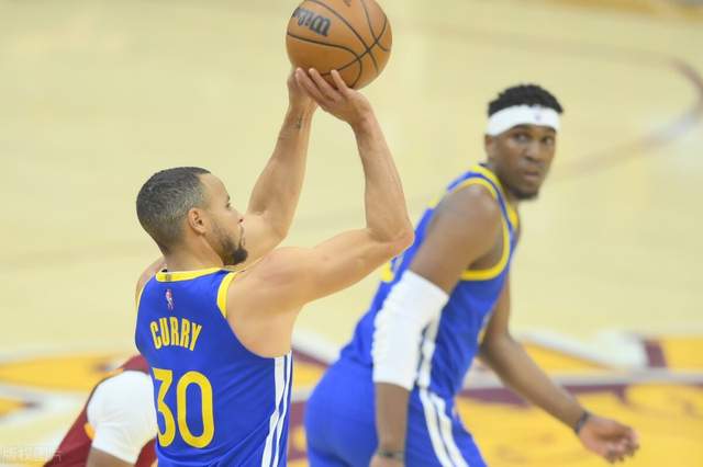 勇士队|鲸鱼大叔：11月21日NBA前瞻预测：勇士vs猛龙