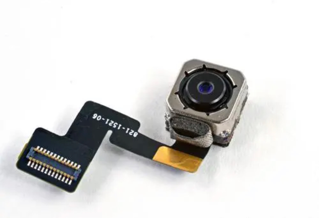 骁龙8Gen1+1TB超大存储 疑似realme GT2 Pro真机配置页面谍照曝光
