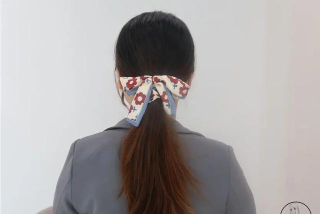 西装|别再披头散发了！2021年这3款发型才够撩人！