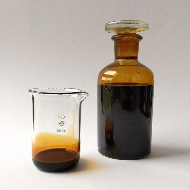 生物变成石油真的需要100万年以上吗?为何现在石油还没有用完?