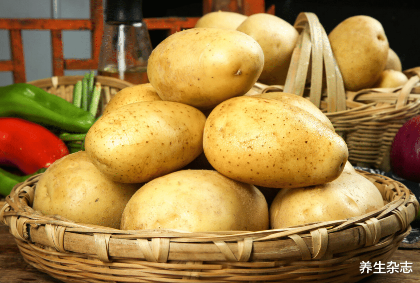 高血糖|吃大蒜会使高血糖升高?医生提醒:想要血糖稳定,这2种“素食”,要少吃