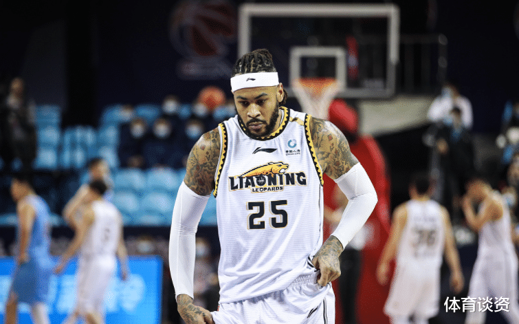 凱爾特人隊(duì)|27分鐘8板！遼寧找到低配周琦，23分慘敗他成遮丑布，外援找對(duì)人了