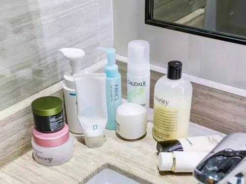 洗面奶|油痘皮闭眼入的洗面奶分享!用完黑头痘痘集体罢工,建议收藏