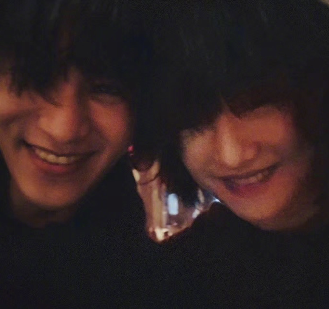 周迅|陈坤连续12年为周迅庆生，工作室曝近照，47岁迅哥笑容天真如孩童