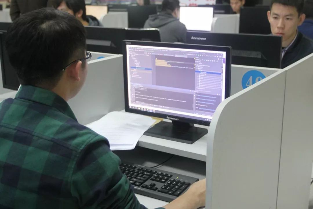 大学生|适合老实大学生从事的4种工作,避免上演职场甄嬛传,越老越吃香