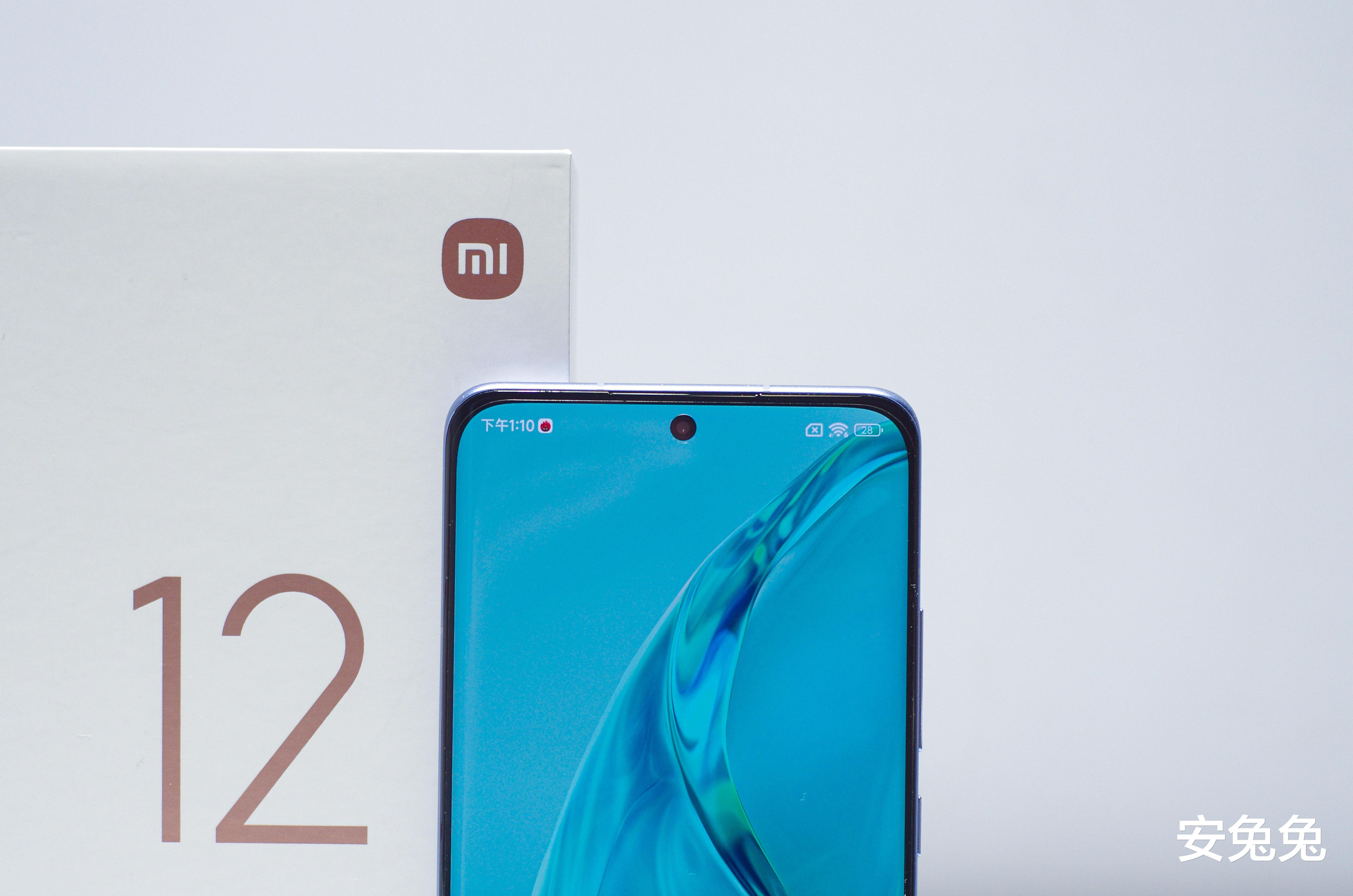 MIUI13|180g单手握持 小米12X图赏:不妥协的小屏旗舰