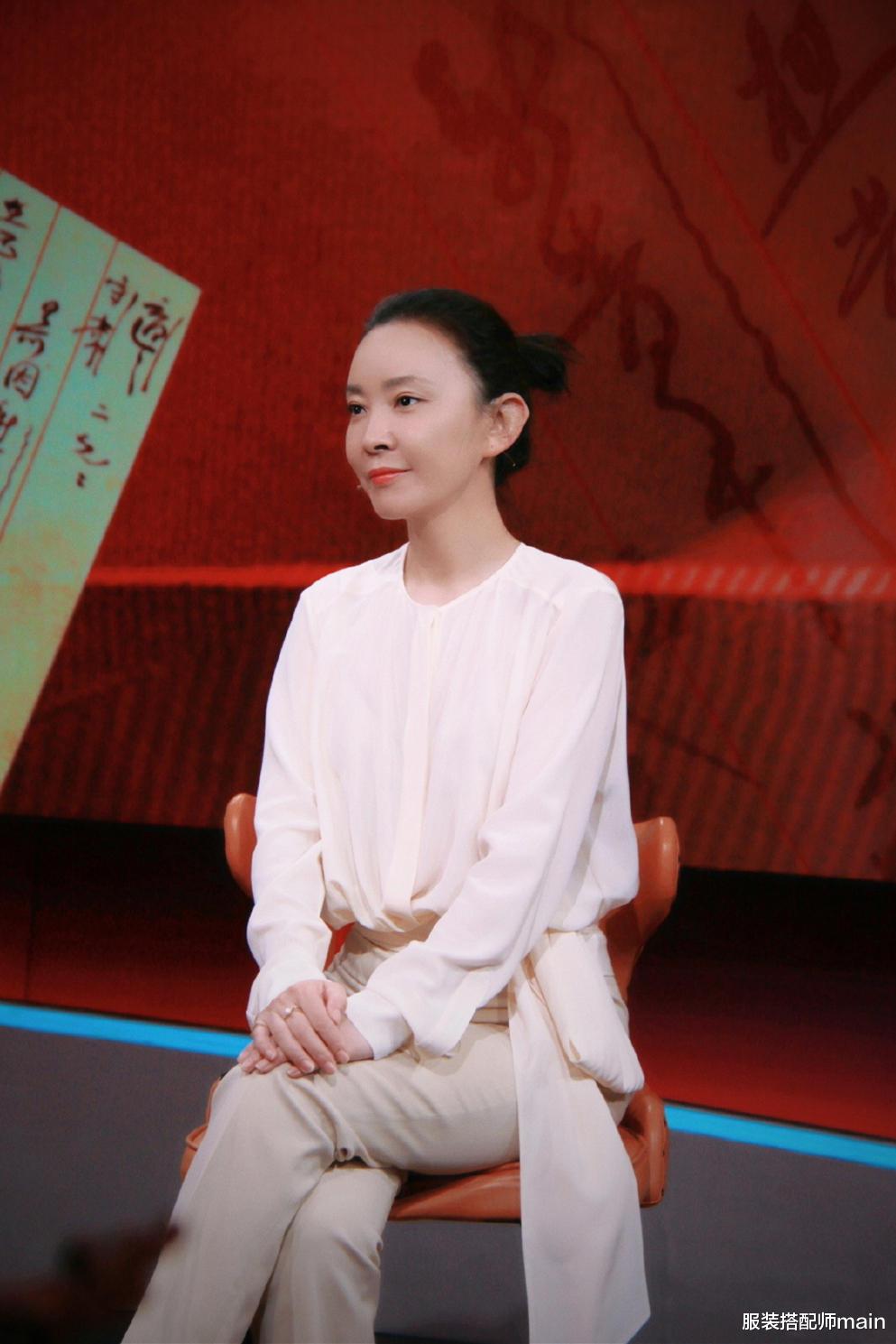 服装搭配师main|她曾是央视主持人，和孙红雷出演征服红遍全国，今45岁成人生赢家