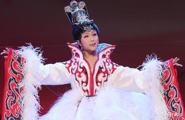 李玉刚|李玉刚飘了吗？得罪梅兰芳之子梅葆玖，一直不肯原谅对方