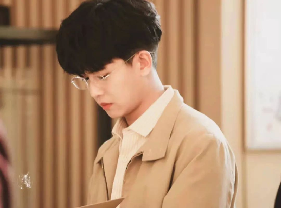 任嘉伦|《一生一世》大结局收视不如意？任嘉伦被指尴演：富公子成傻憨憨