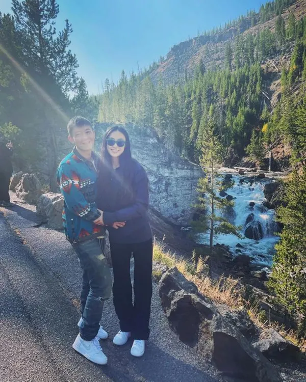 秦舒培|22岁嫁华谊老总，28岁收复情场浪子，如今未婚生女二胎都有了？