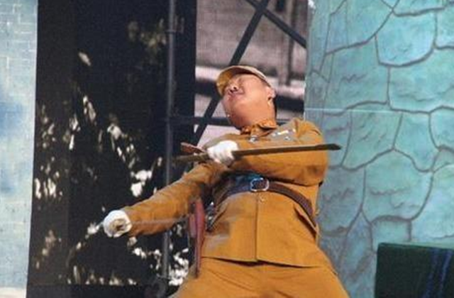 杨磊|因样貌像鬼子，4年出演了六千次鬼子，明星都来跟他探讨演技