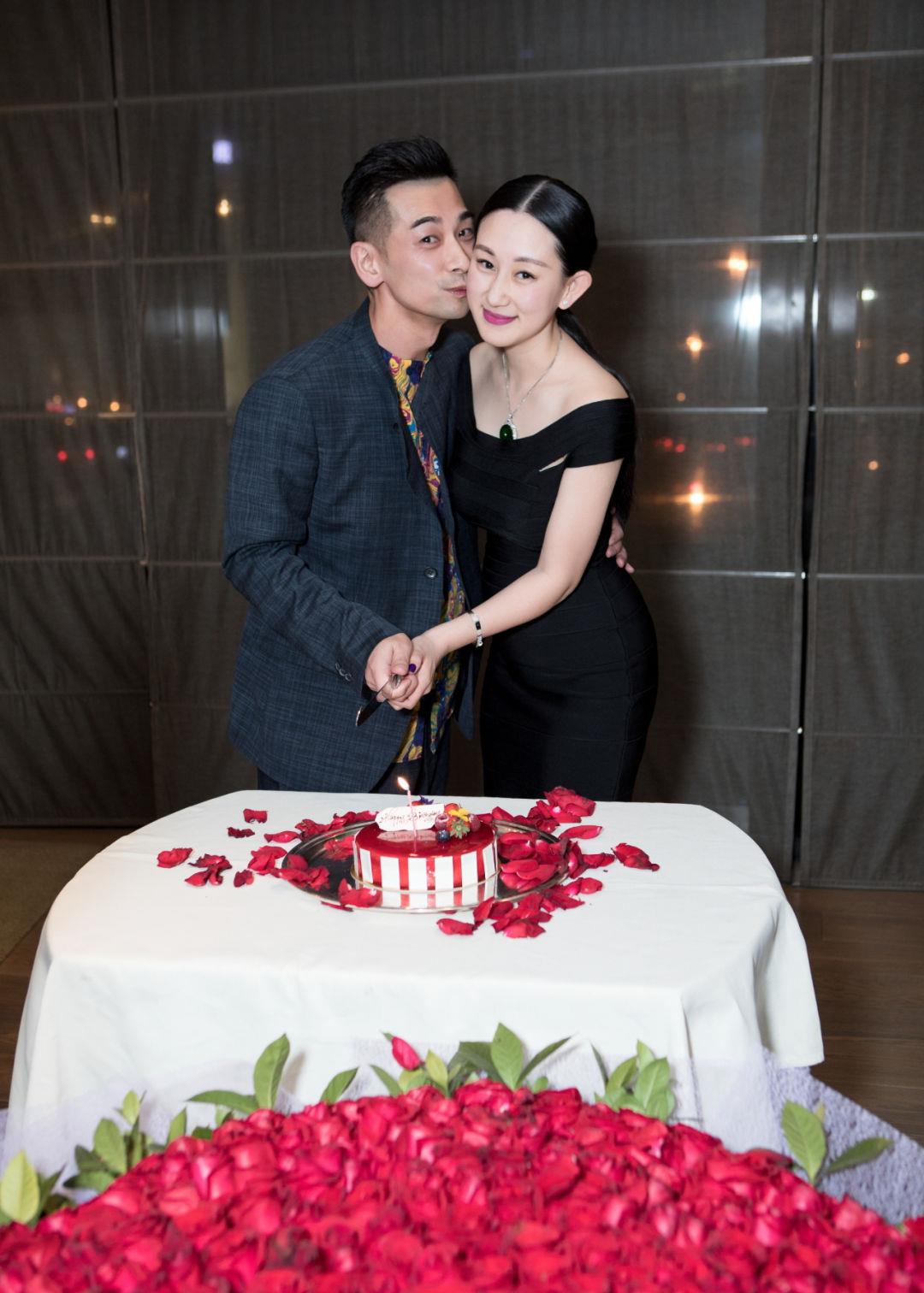 琳妹儿说|12岁习武，19岁出道，梅艳芳都想嫁的男人，51岁他一身正气火出圈