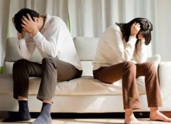 情趣奇闻|女子和丈夫发生争吵后，用枪将其杀害