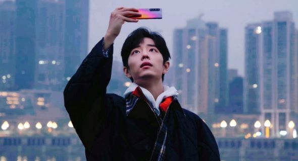 肖战|从演艺顶流到公益顶流，肖战央视公益当教师，这才是我们该追的星