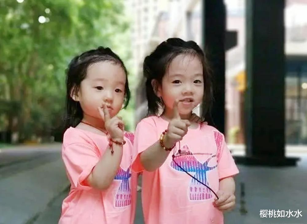 樱桃如水水|张杰谢娜二胎得女，五口之家三朵金花，幸福有时很简单