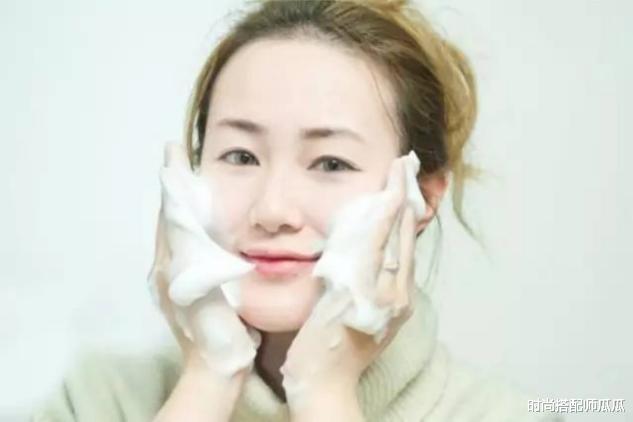 护肤|女人不管奔几，洗脸后要懂得“4不要”，不然再贵的护肤品也白用