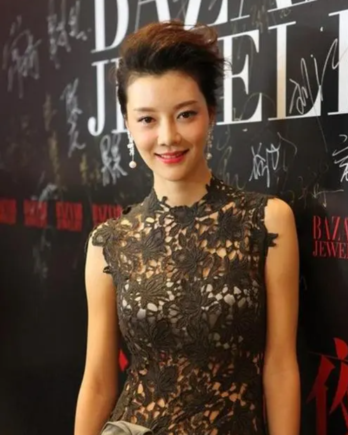 张兰|王丽云：成名路上有泪，坚决不复婚，今女儿也步了她后尘