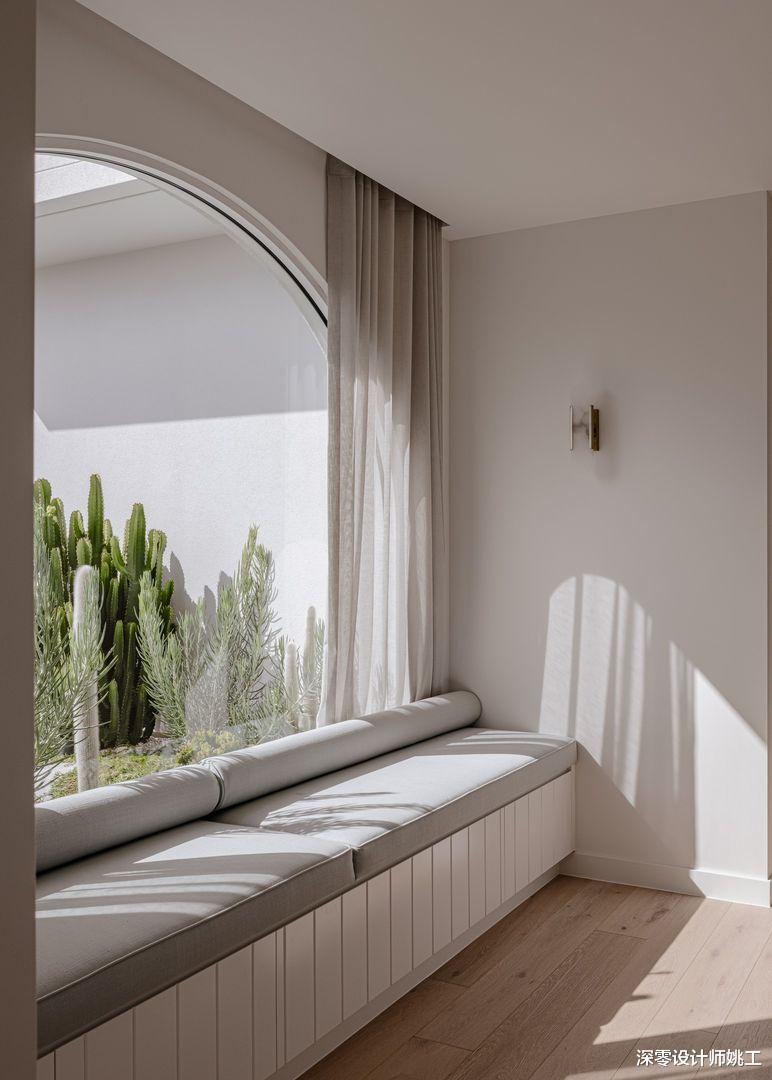 朋友家现代简约装修，两层别墅210㎡太温馨，三代同堂生活其乐融融